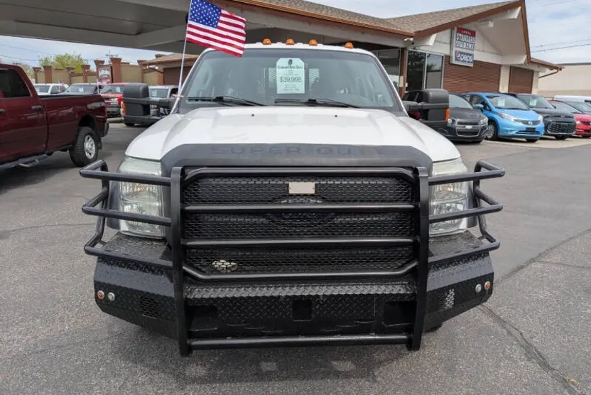 2012 Ford F-550 photo 1