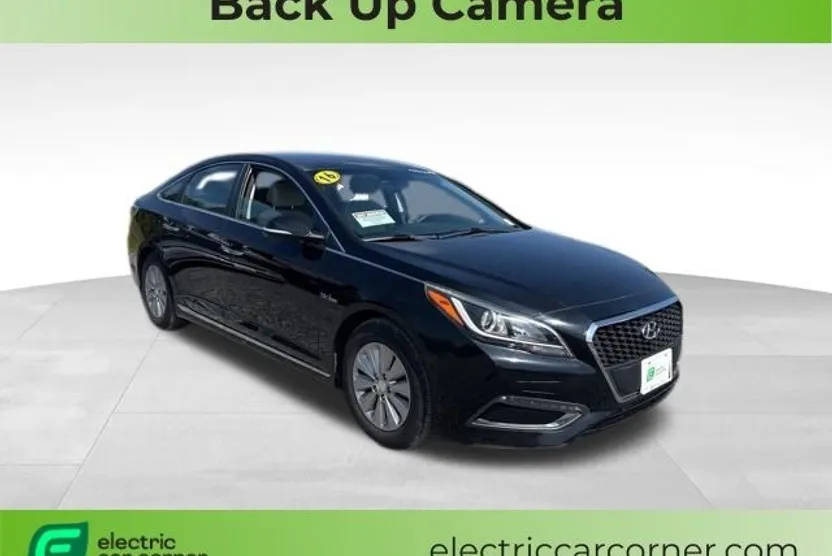 2016 Hyundai Sonata Hybrid SE photo 1