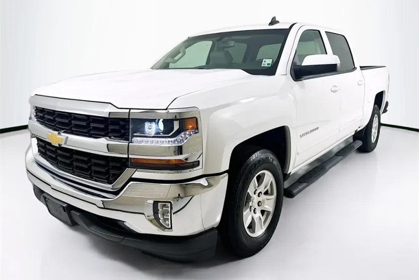 2017 Chevrolet Silverado 1500 photo 1
