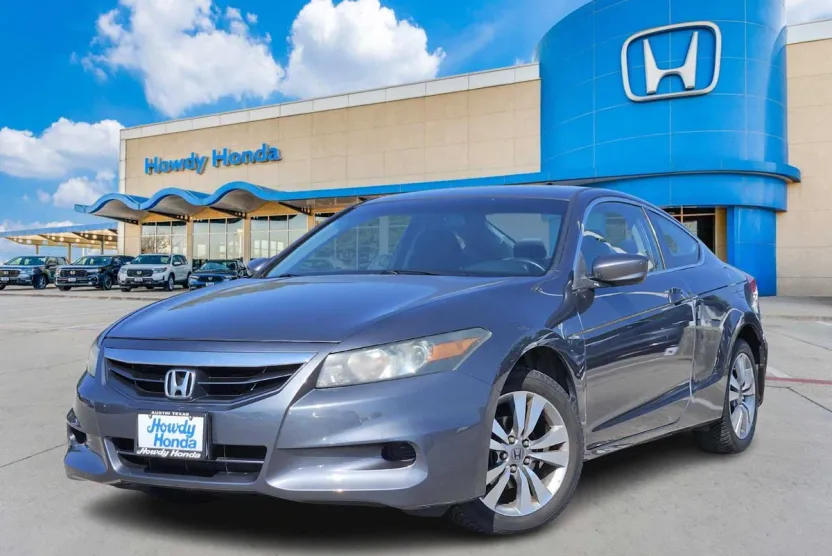 2011 Honda Accord LX photo 1
