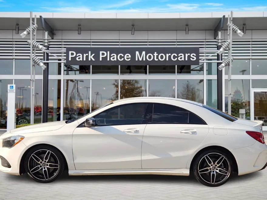 2019 Mercedes Benz CLA 250 photo 1