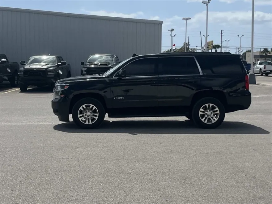 2020 Chevrolet Tahoe LT photo 1