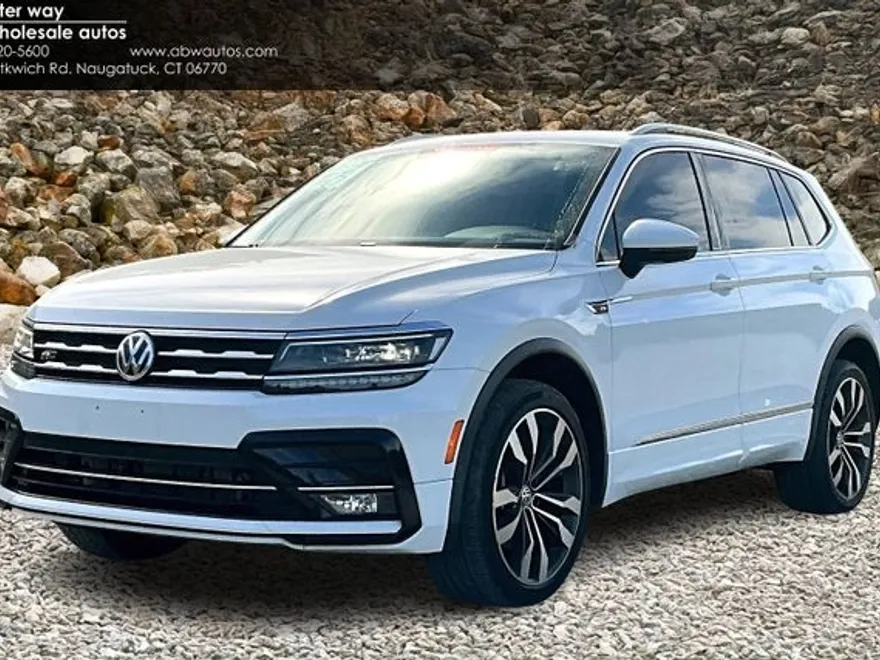 2021 Volkswagen Tiguan SEL Premium R-Line photo 1
