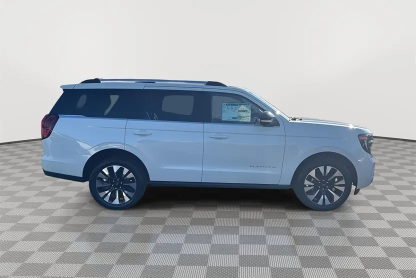 2025 Ford Expedition Platinum photo 1