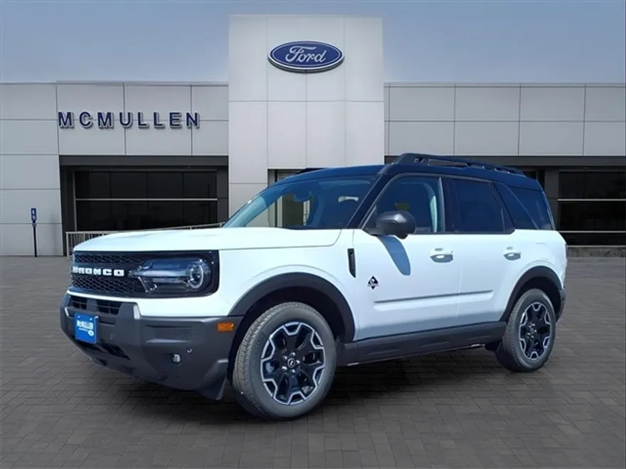 2025 Ford Bronco Sport Outer Banks photo 1