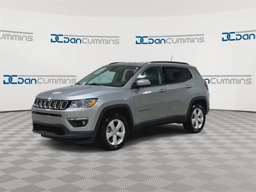 2021 Jeep Compass Latitude photo 1