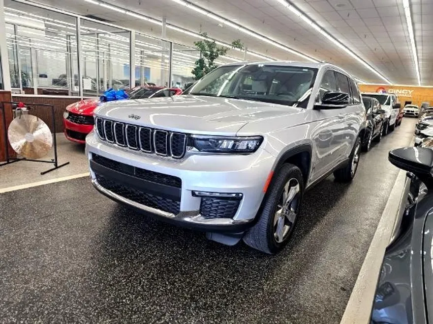 2021 Jeep Grand Cherokee Limited photo 1