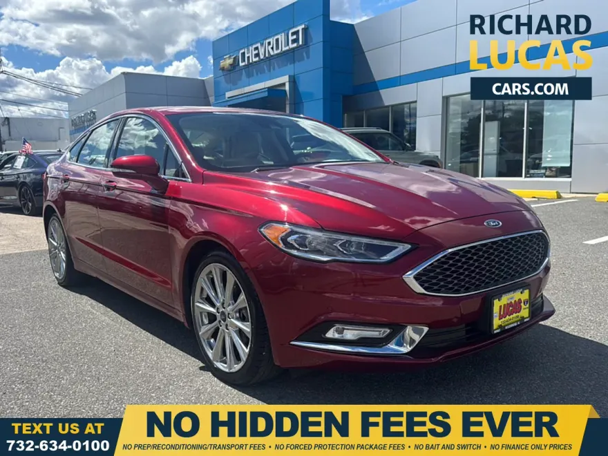 2017 Ford Fusion Platinum photo 1