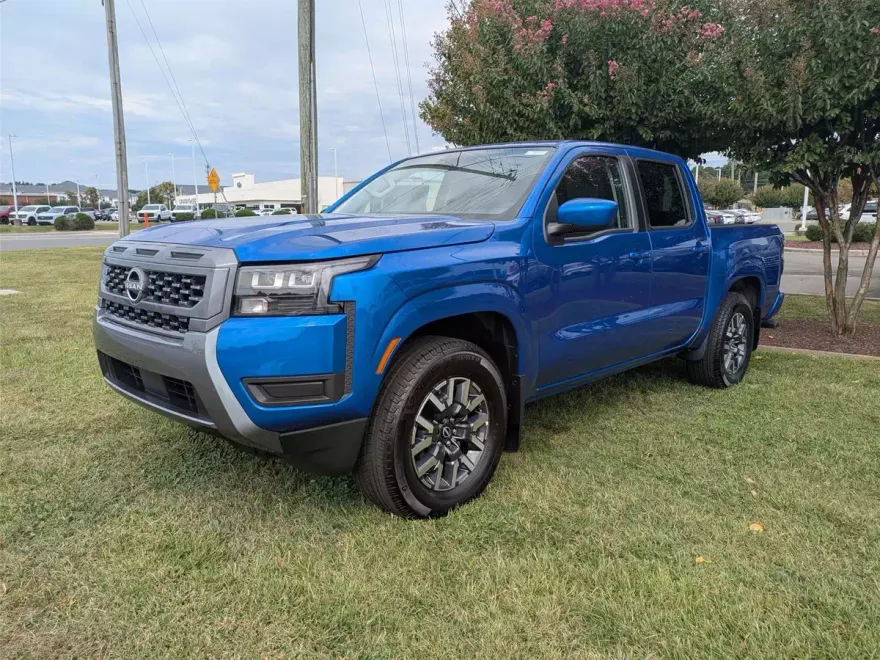 2026 Nissan Frontier SV photo 1