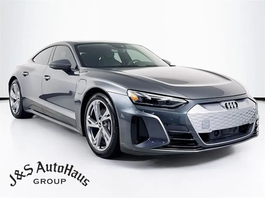 2022 Audi e-tron GT Premium Plus photo 1