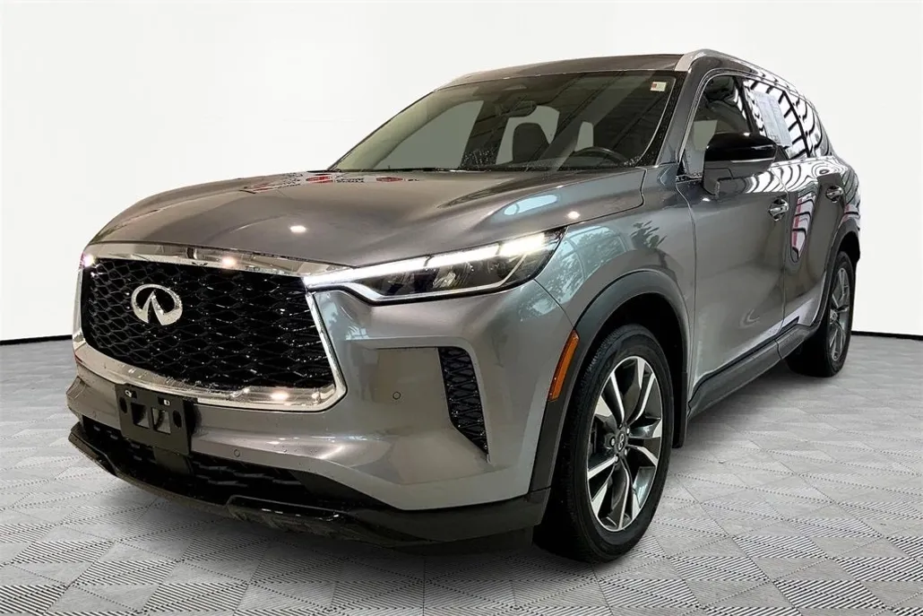 2023 Infiniti QX60 Luxe photo 1