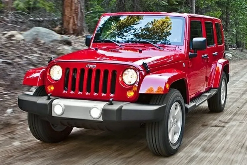 2014 Jeep Wrangler Unlimited Sahara photo 1