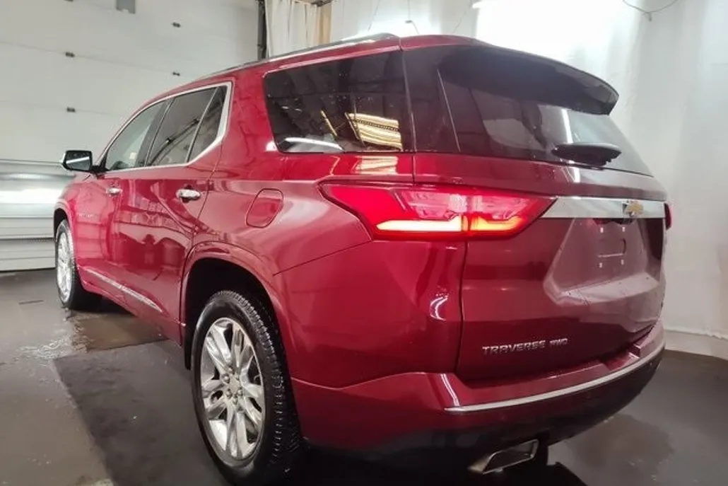 2018 Chevrolet Traverse High Country photo 1