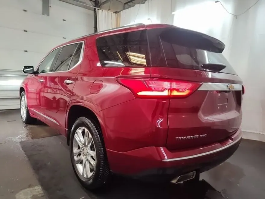 2018 Chevrolet Traverse High Country photo 1