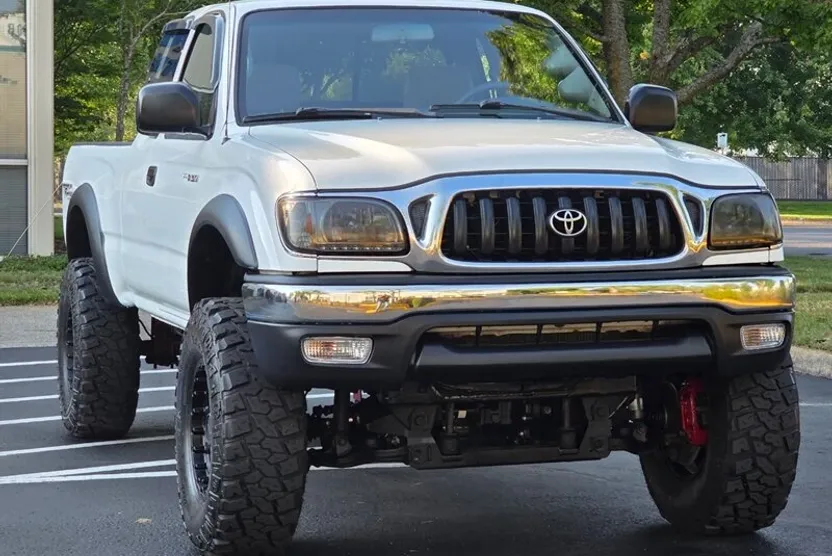 2003 Toyota Tacoma TRD 4x4 photo 1