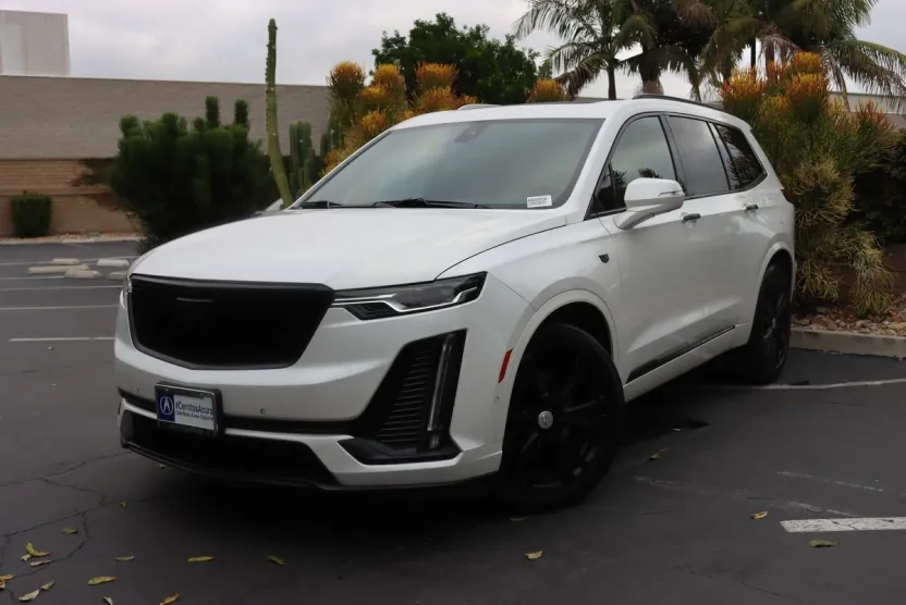 2020 Cadillac XT6 Premium Luxury photo 1