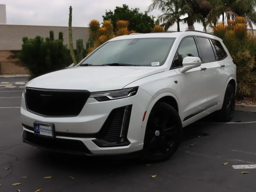 2020 Cadillac XT6 Premium Luxury photo 1