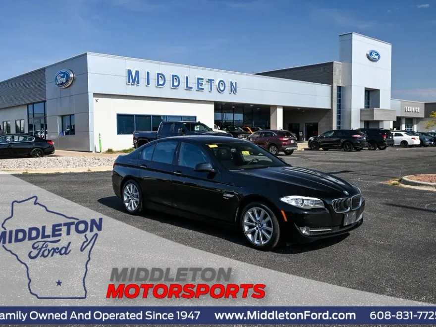 2012 Bmw 528xi 5-Series photo 1
