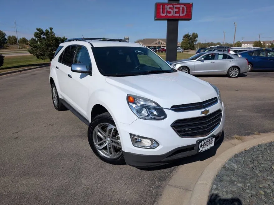 2016 Chevrolet Equinox LTZ photo 1