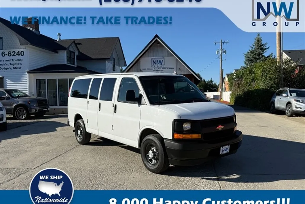 2017 Chevrolet Express LS 2500 photo 1