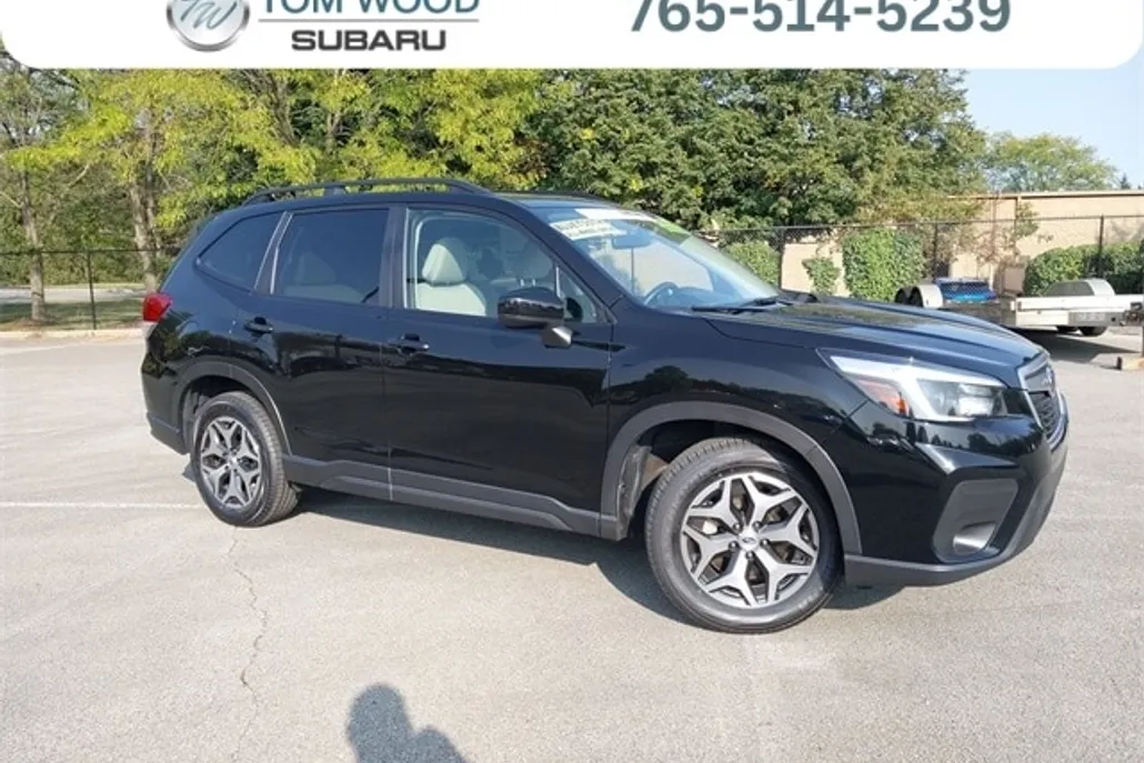 2021 Subaru Forester Premium photo 1