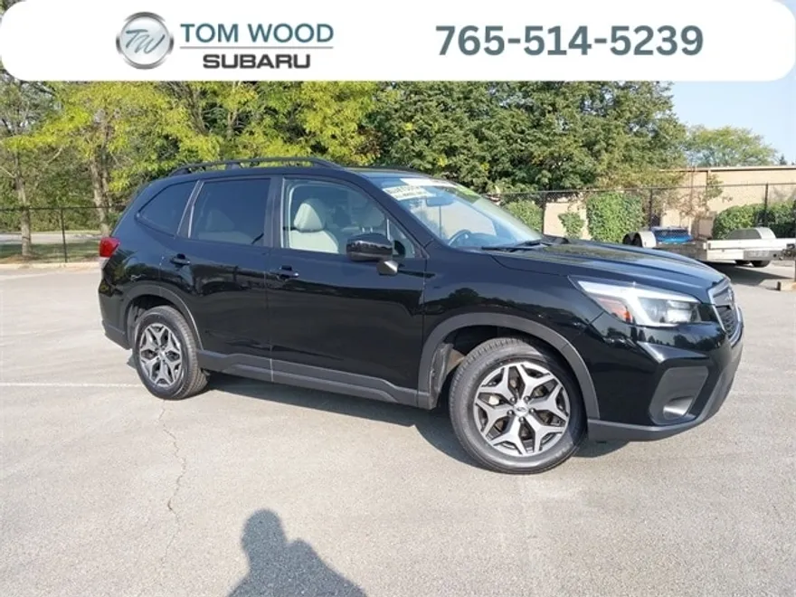 2021 Subaru Forester Premium photo 1