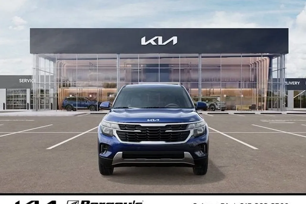 2026 Kia Seltos LX photo 1