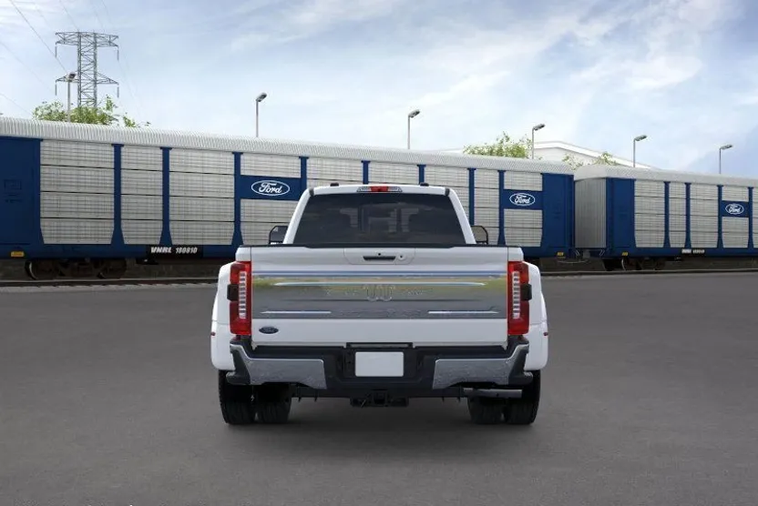 2026 Ford F-450 photo 1