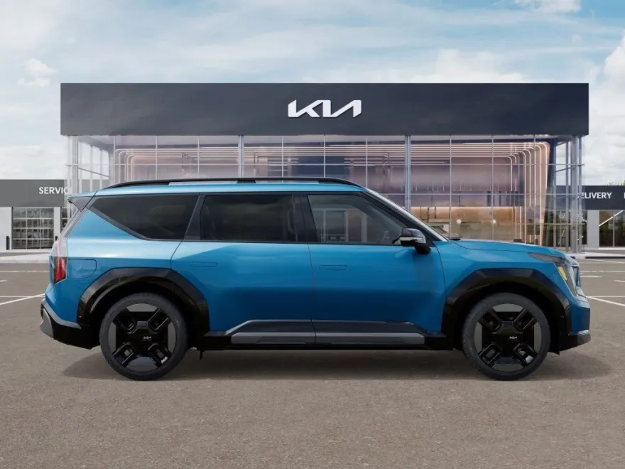 2026 Kia EV9 GT-Line photo 1