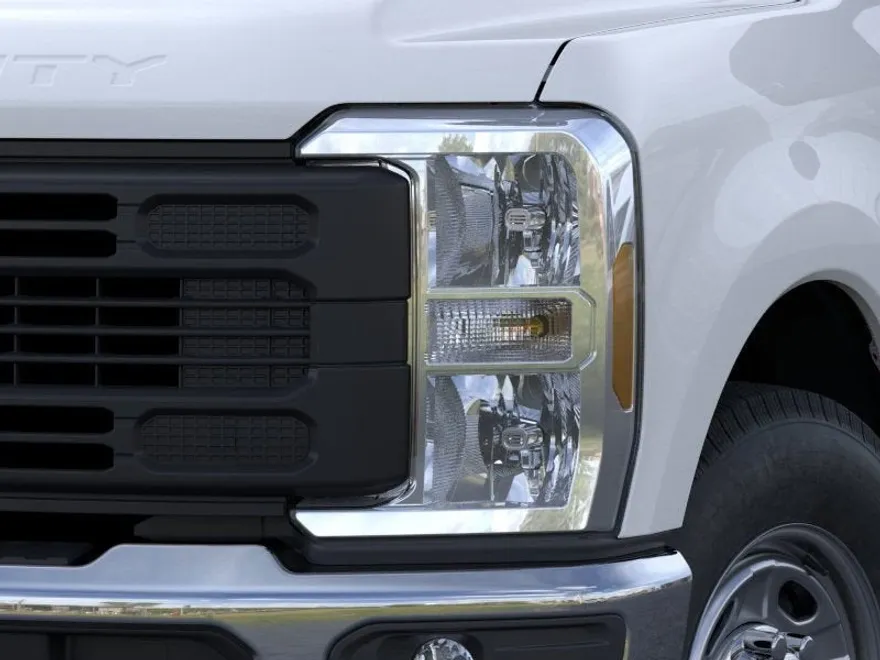 2025 Ford F-350 XL photo 1