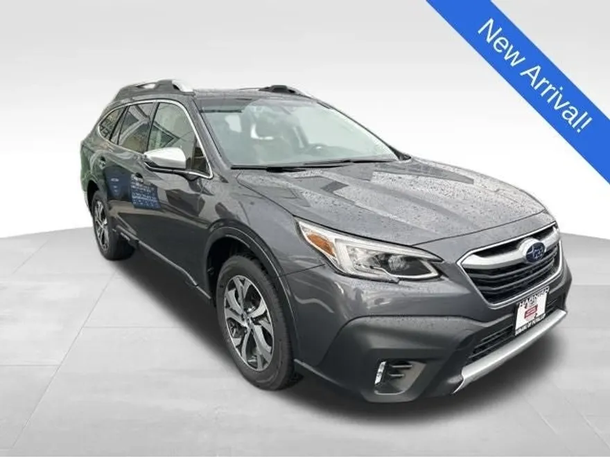 2022 Subaru Outback Touring XT photo 1
