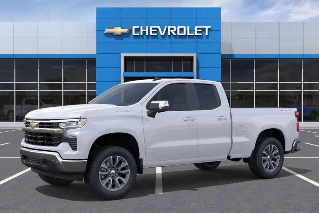2025 Chevrolet Silverado 1500 LT photo 1