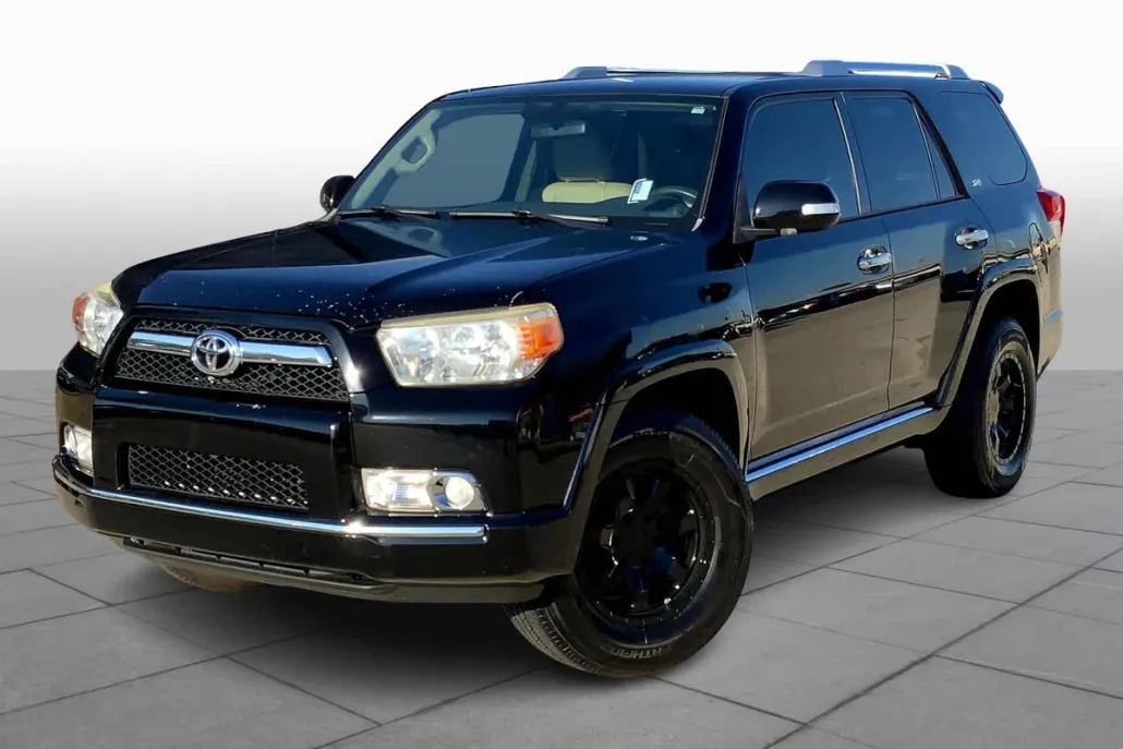 2011 Toyota 4Runner SR5 photo 1
