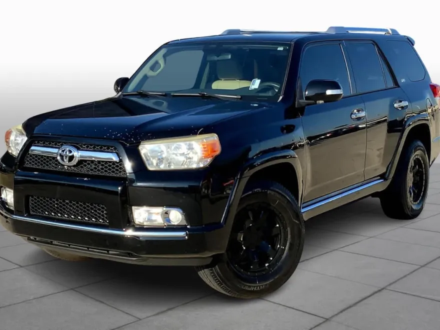 2011 Toyota 4Runner SR5 photo 1