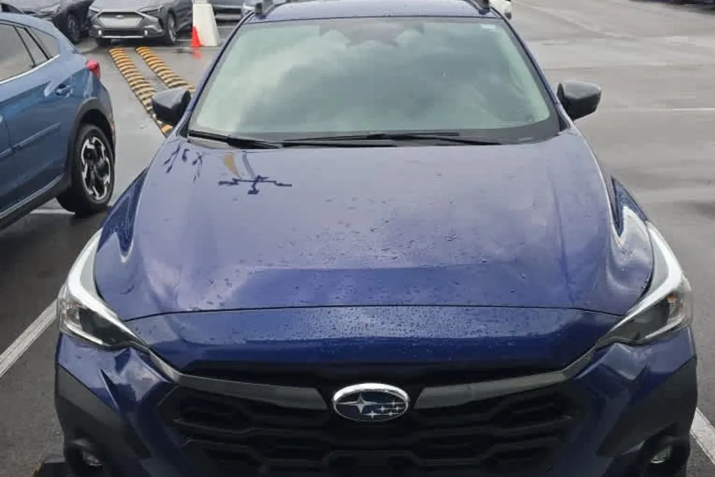 2024 Subaru Crosstrek Premium photo 1
