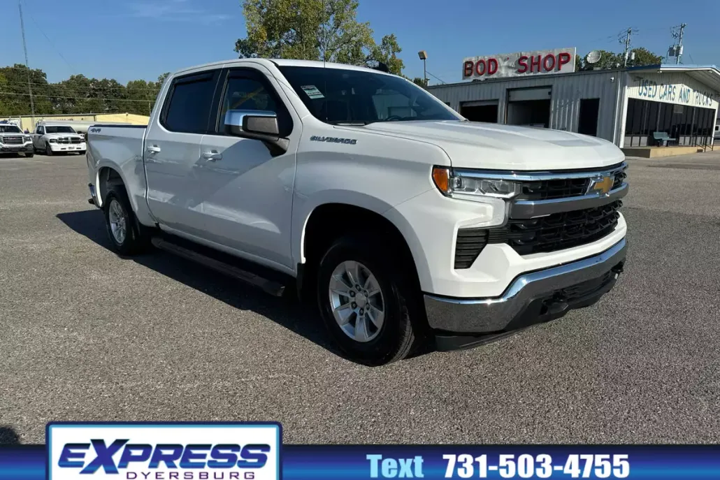 2023 Chevrolet Silverado 1500 LT photo 1