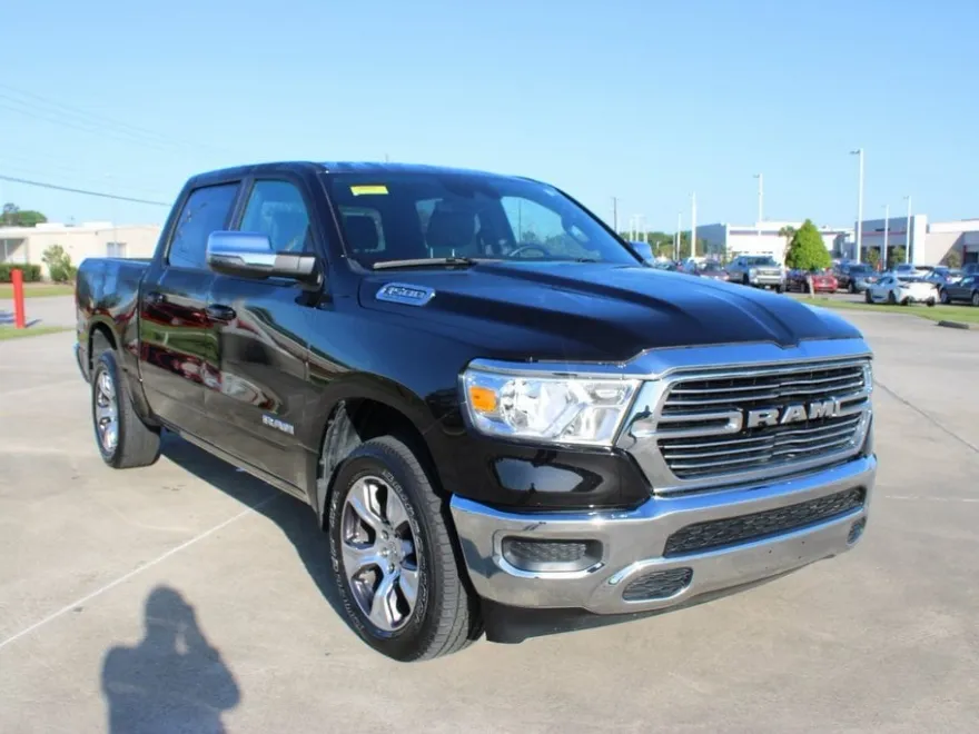 2024 Ram 1500 Laramie photo 4
