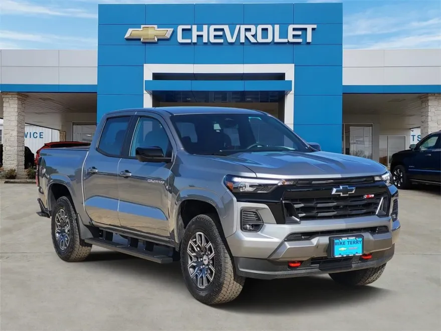 2026 Chevrolet Colorado Z71 photo 1