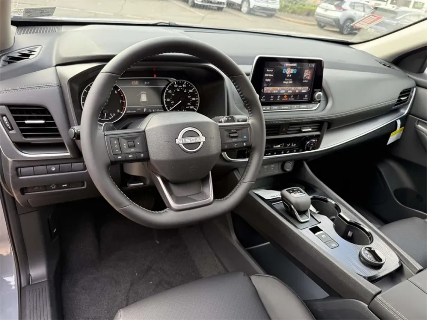 2026 Nissan Rogue SV photo 1