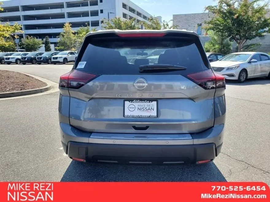 2025 Nissan Rogue SV photo 1