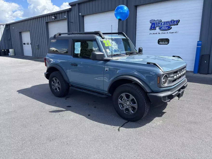 2022 Ford Bronco Outer Banks photo 1