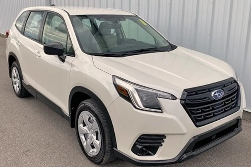 2024 Subaru Forester Base photo 1