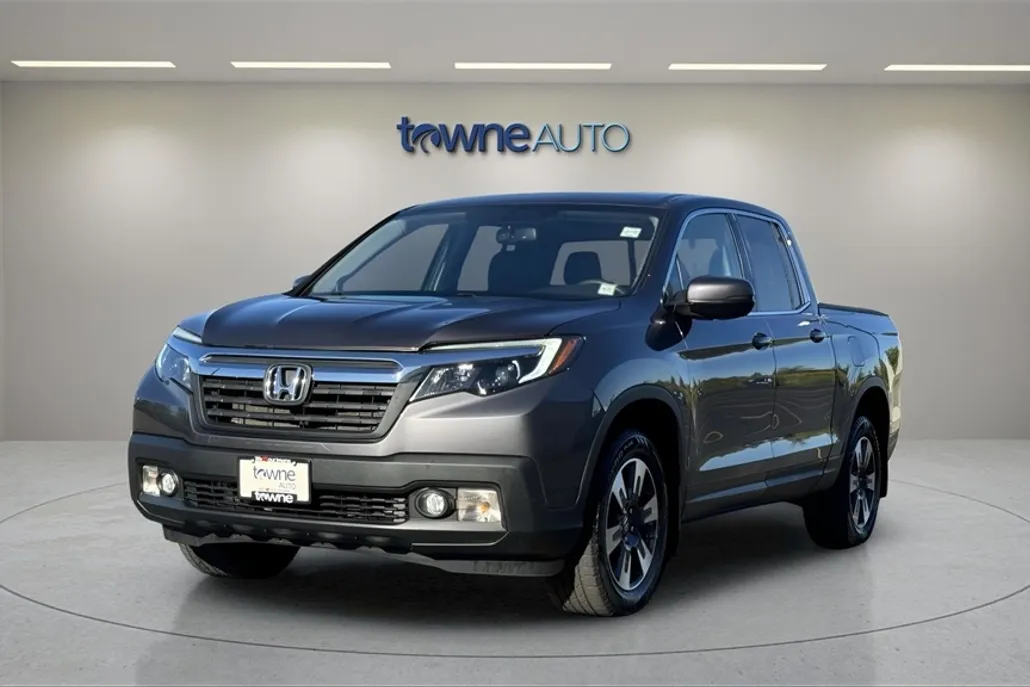 2019 Honda Ridgeline RTL-T photo 1