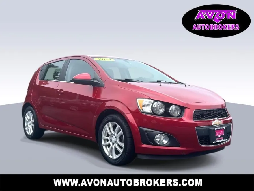 2014 Chevrolet Sonic LT photo 1