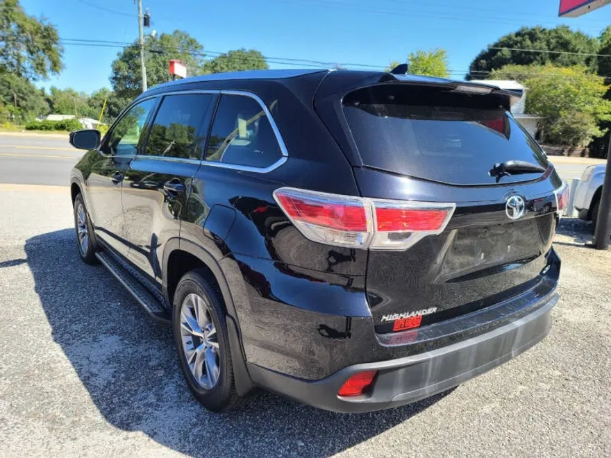 2015 Toyota Highlander XLE photo 1