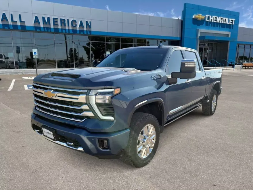 2024 Chevrolet Silverado 2500HD High Country photo 1