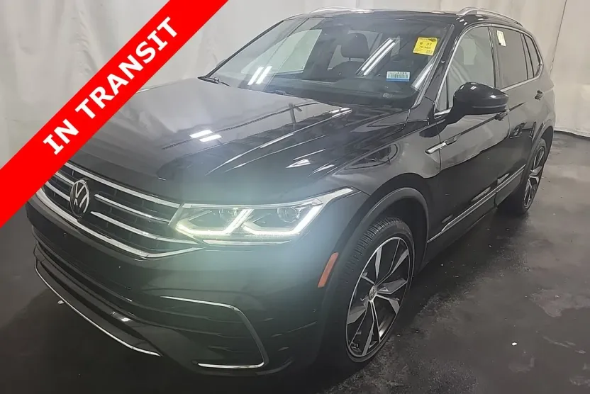 2022 Volkswagen Tiguan SEL Premium R-Line photo 1