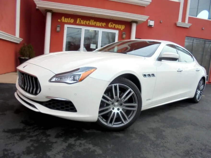 2018 Maserati Quattroporte Q4 GranLusso photo 1