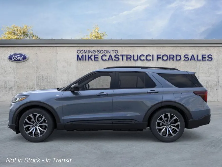 2025 Ford Explorer ST-Line photo 1