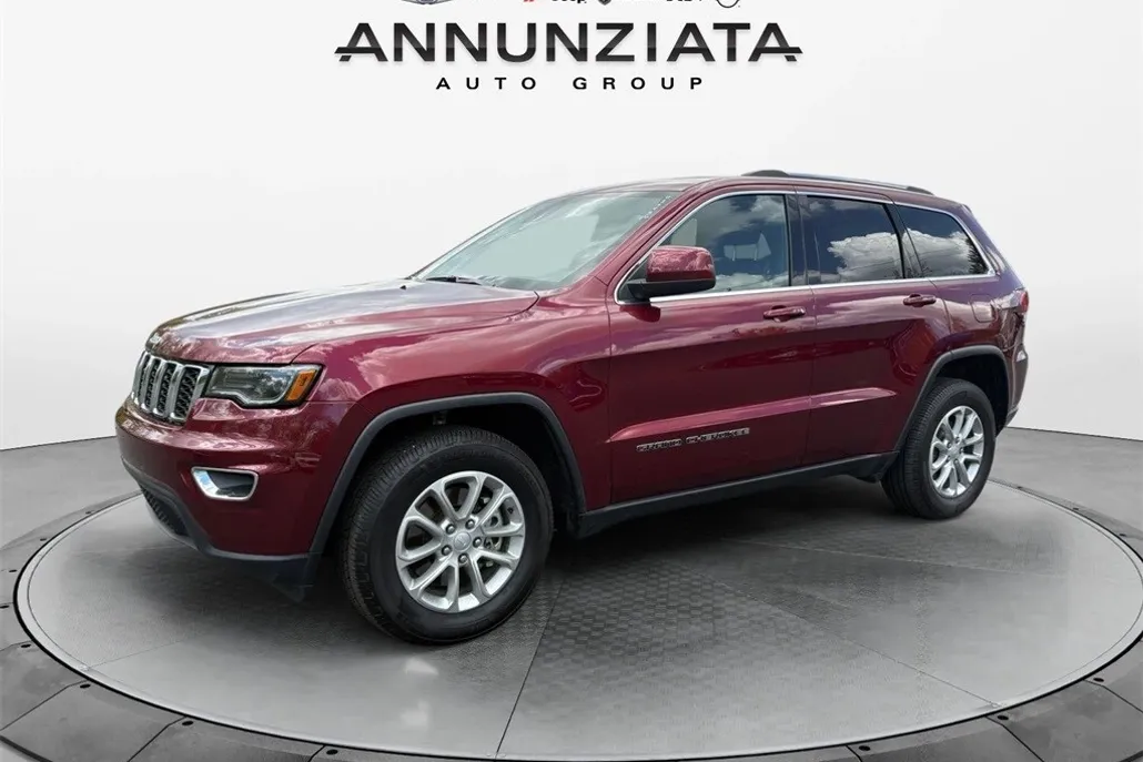 2021 Jeep Grand Cherokee Laredo X photo 1